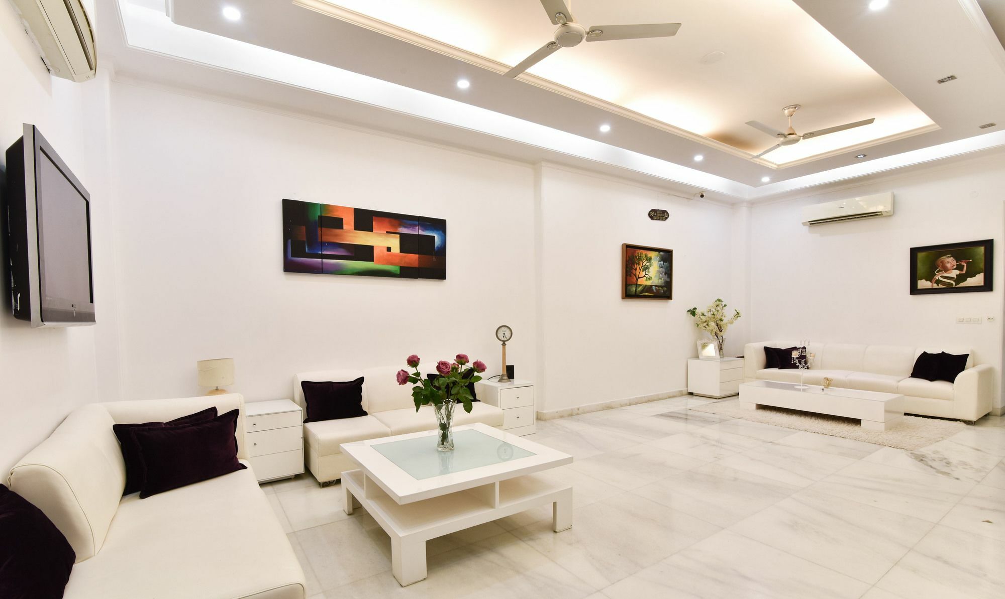 Treebo Trend The G8 Sector 39 Hotel Noida Exterior photo